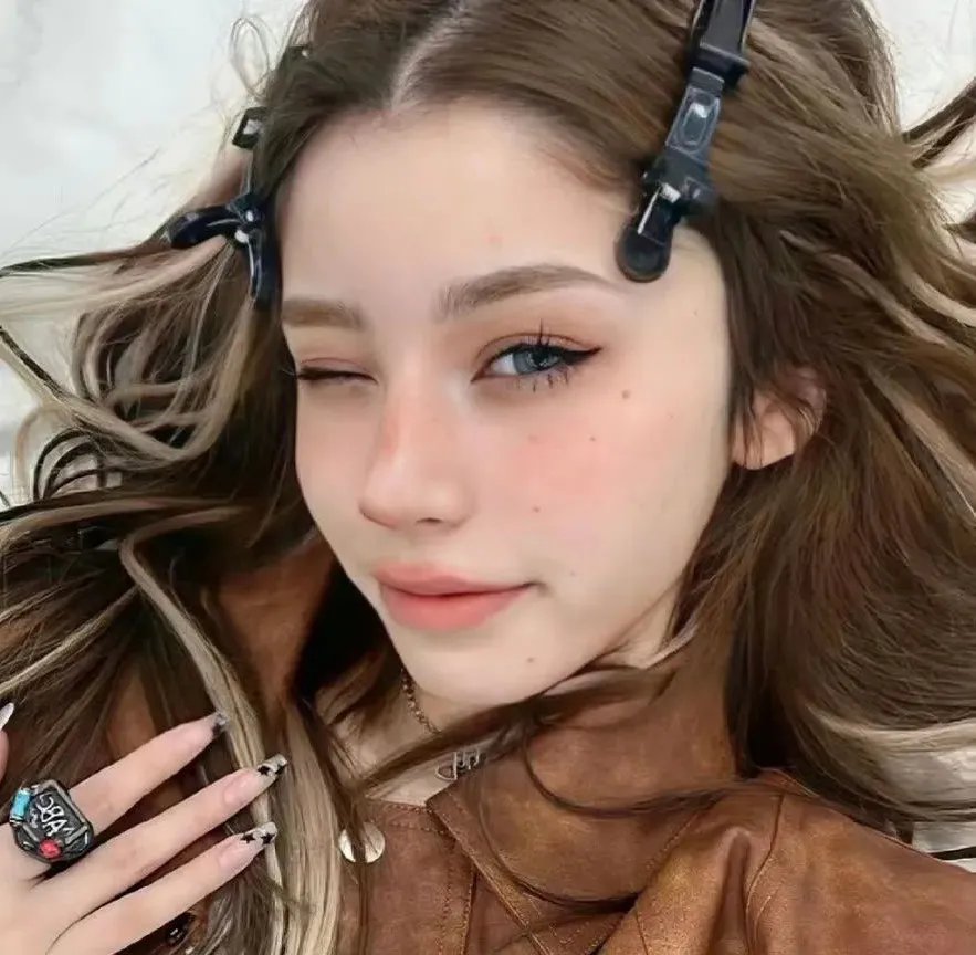 一千个小丑